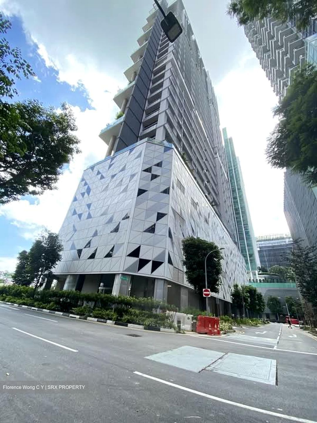 Eon Shenton (D2), Office #565821221